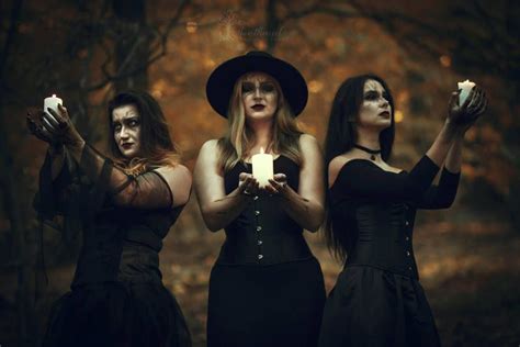 Witchcraft through a lens: A mesmerizing photo shoot in Salem
